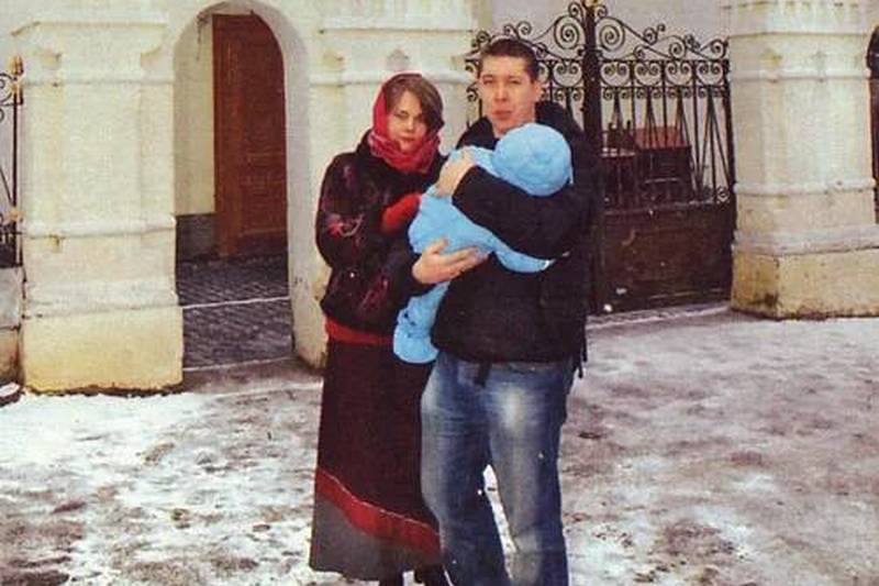 Как сложилась жизнь Кузьмы из сериала "Солдаты": Как выглядит семья Ивана Моховикова